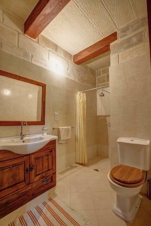 Il-Palma Holiday Farmhouse With Sunny Private Pool In Island Of Gozo Gharb  Bagian luar foto