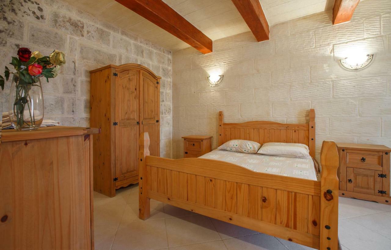 Il-Palma Holiday Farmhouse With Sunny Private Pool In Island Of Gozo Gharb  Bagian luar foto